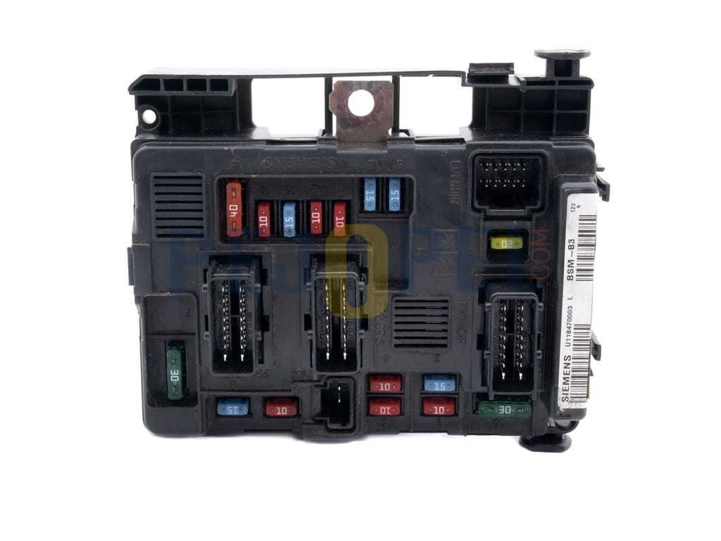 206/307 02- MOTOR İÇİ SİGORTA KUTUSU