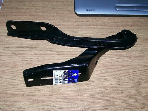 MOTOR KAPUT MENTEŞE SAĞ  P.307  İTHAL MONTAJ