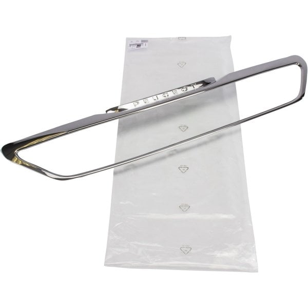 PEUGEOT 308 2014 Sonrası Ön Panjur Nikelajı Çerçeve ( PEUGEOT YAZISIZ )