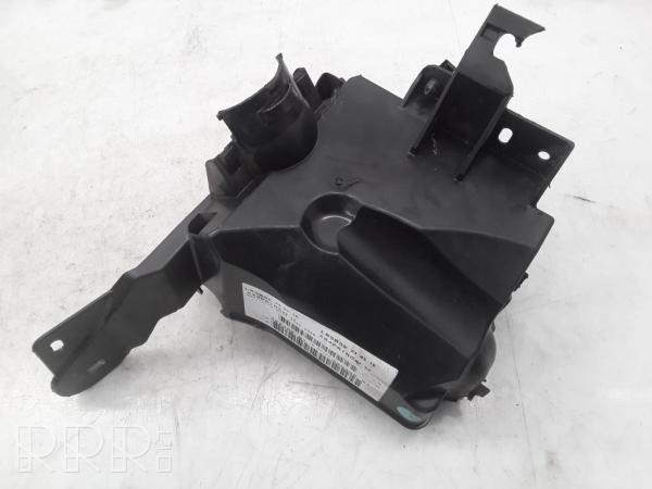 PEUGEOT & CITROEN --  C-ELYSEE - C4 CACTUS - 301 - 208 - 2008 -- SİGORTA ALT KUTU -- ALT --