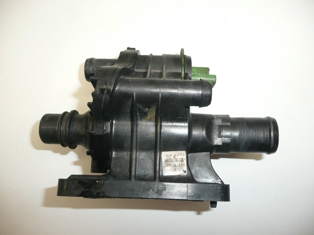 307/PARTNER/FOCUS/C-MAX 03- 1.6 HDI/1,6 TDCİ TERMOSTAT YUVASI